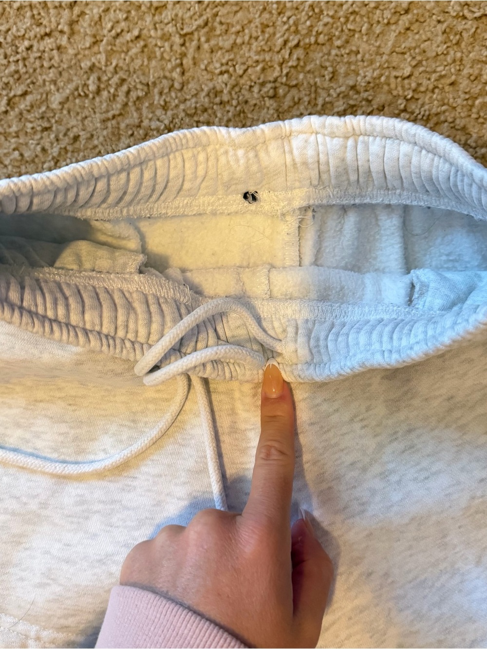 WHITE FOX SHORTS - Picture 2 of 3